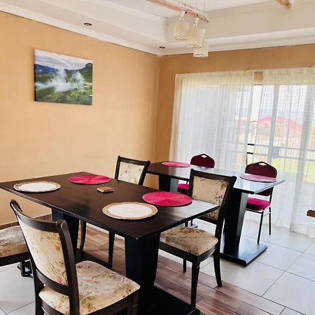 Mphatlalatsane Bnb Maseru Ngoại thất bức ảnh